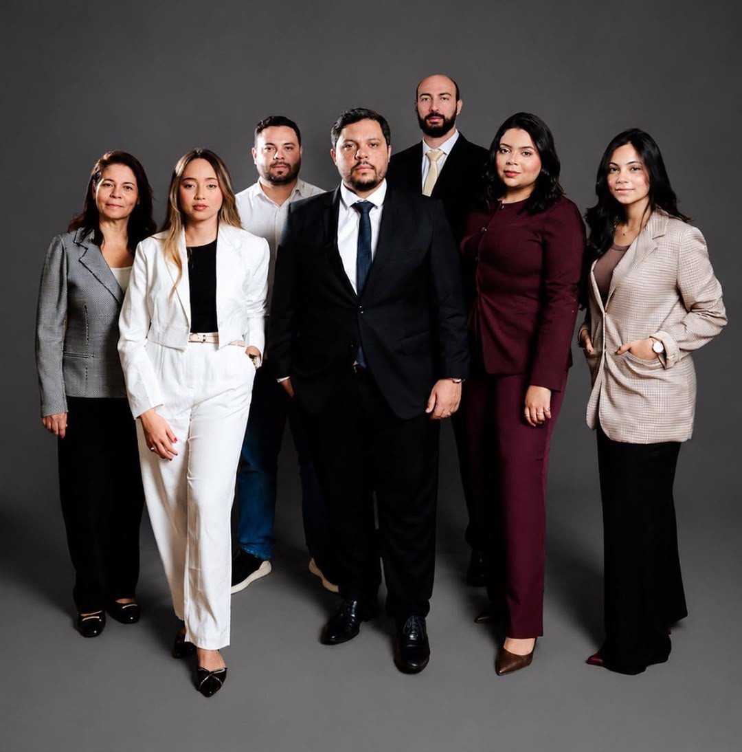 Equipe de advogados da HR Advogados